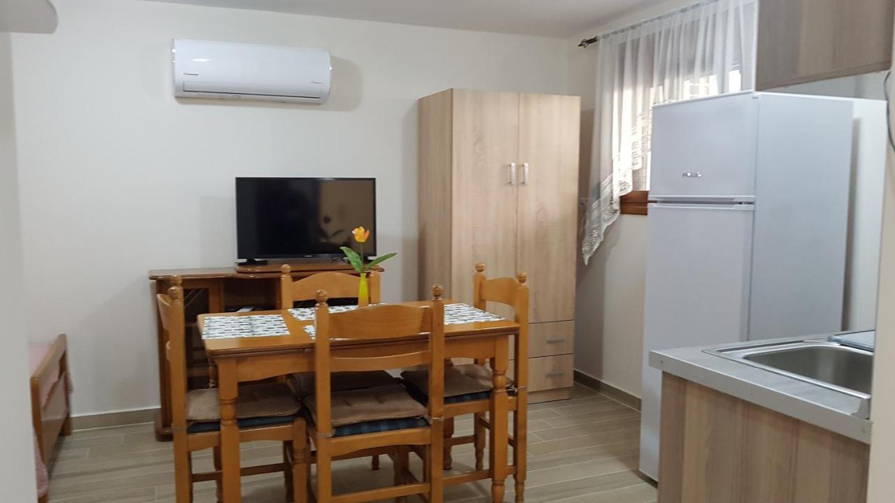 Fyllou Apartment Asprovalta Esterno foto