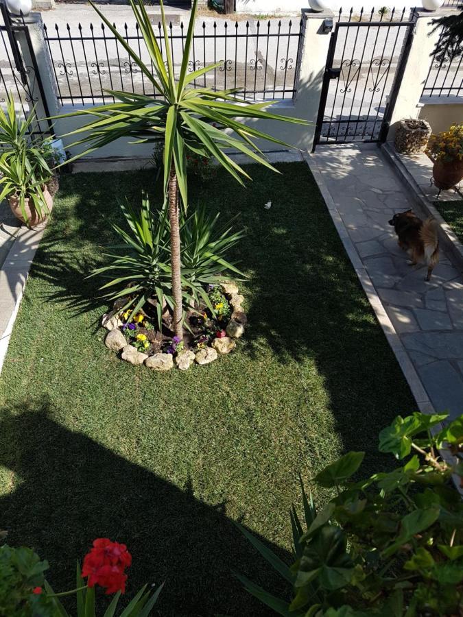 Fyllou Apartment Asprovalta Esterno foto